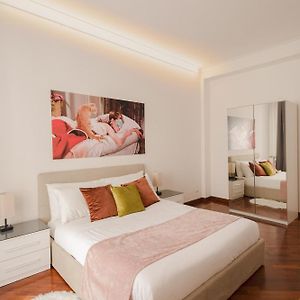 Camera con letto king size
